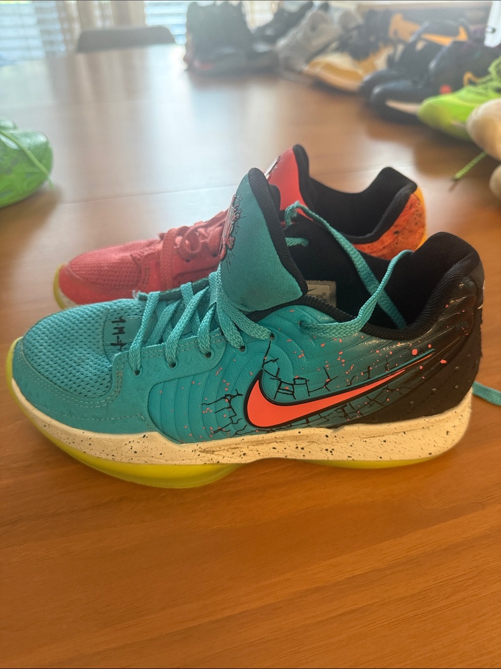Nike Kids Mismatched Pink & Teal Sneakers with Character Graphic - Picture 3 of 5